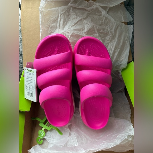 BNWT Crocs Mega Crush Triple Strap Sandals – Pink Crush – Style ID: 521540 - Picture 6 of 13